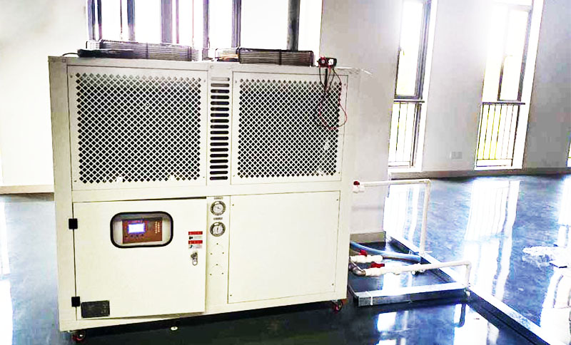 模具、吹塑、行业冷却用箱体式冷水机